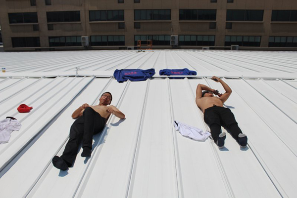 彩鋼瓦翻新噴漆除銹大概什么價(jià)格？